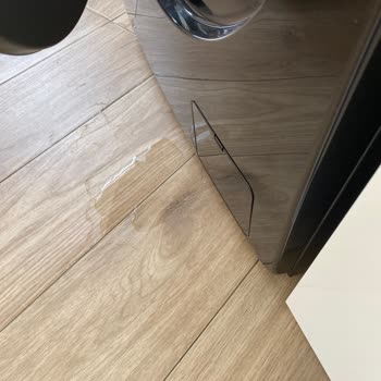 Yeni Alınan Çamaşır Makinesi Su Akıtıyor Servis Çözüm Sunmuyor