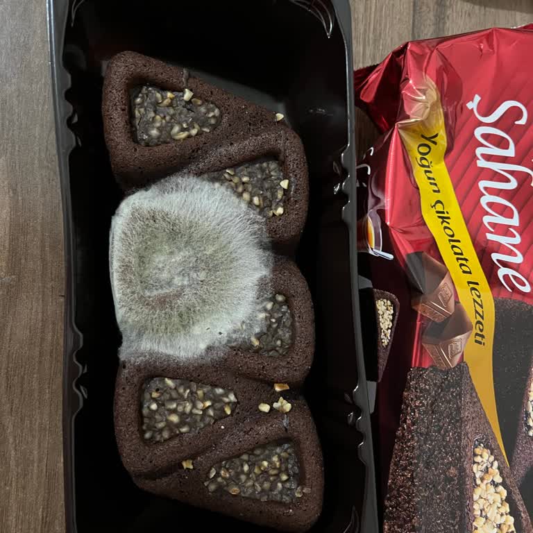 Aldığım Kekin Üzerinde Küf Vardı Ve Son Kullanma Tarihi Yoktu