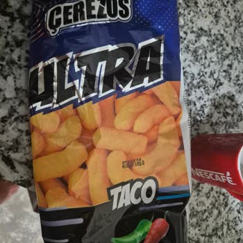 Aldığım Cipsin İçinden Canlı Kurtçuk Çıktı, Firma Geri Dönüş Yapmıyor