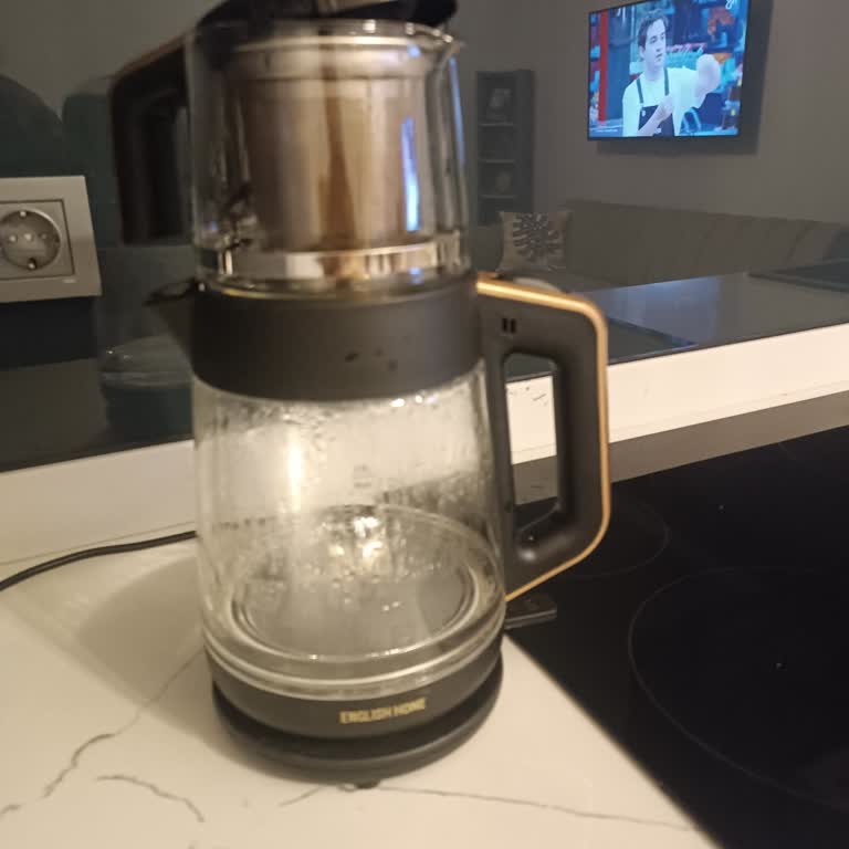 Cam Çaycıda Sürekli Ses Ve Patlama Endişesi, İade Talebine Çözüm Sunulmuyor