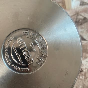 Emsan Düdüklü Tencere İlk Kullanımda Karardı, Mağaza İlgisiz Davrandı