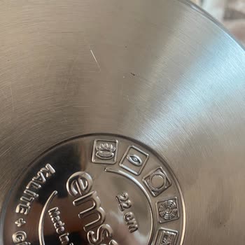 Emsan Düdüklü Tencere İlk Kullanımda Karardı, Mağaza İlgisiz Davrandı