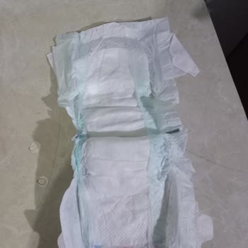 BİM’den Alınan Agu Bebek Bezi Kalitesizliği Hayal Kırıklığı Yarattı