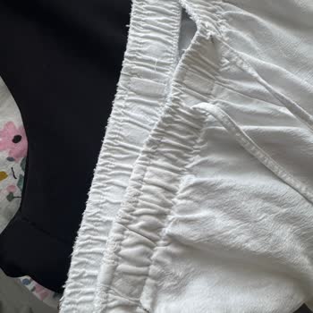 Stradivarius'tan Alınan Pantolon Kısa Sürede Parçalandı, İade Talebim Reddedildi