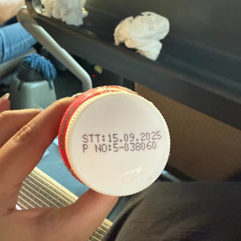 Altınkılıç Çilekli Kefir Açınca Taştı Ve Kötü Kokuyordu