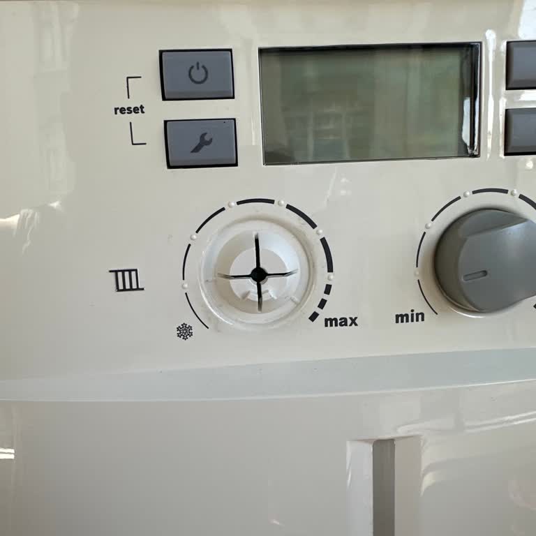 Küçük Parça İçin Tüm Panel Değişimi Ve Yüksek Ücret Talebi