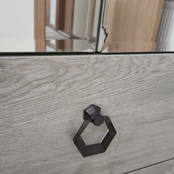 Kırık Ayna Teslimatı Ve İlgisizlik Mağduriyeti