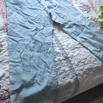 Yeni Alınan Pantolon Hiç Kullanılmadan Rengini Kaybetti Değişim Reddedildi