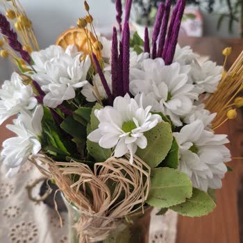 Görselden Farklı Ve Eksik Gönderilen Papatya Buketi, Müşteri Hizmetlerine Ulaşılamadı