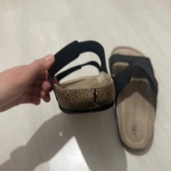 Satın Aldığım Terliğin Kısa Sürede Bozulması Ve Mağazadan Destek Alamamam