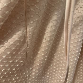 Tek Kullanımda Hasar Gören Nişan Abiyesi İçin Mağduriyet