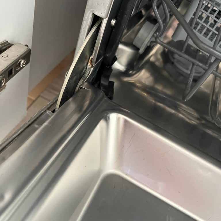 Vestel Servisi Bulaşık Makinesini Çizdi, Evimi Su Bastı Ve Sorunu Çözmedi!