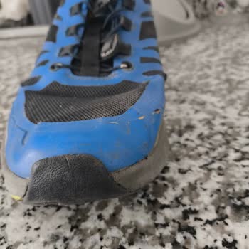 Kısa Sürede Yıpranan Ayakkabıma Değişim Reddi