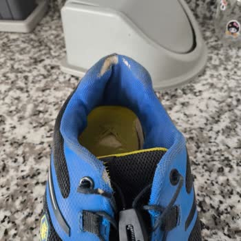 Kısa Sürede Yıpranan Ayakkabıma Değişim Reddi