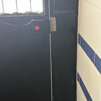 Teslimat Sırasında Apartman Kapısına Verilen Zararın Giderilmemesi