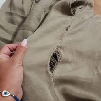 Bir Kez Giyilen Takımda Kumaş Patlaması Ve İlgisiz Satıcı