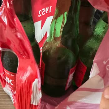 Aldığım Maden Sularının İkisi Yarım Dolu Çıktı