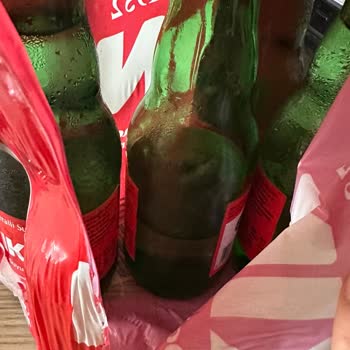 Aldığım Maden Sularının İkisi Yarım Dolu Çıktı