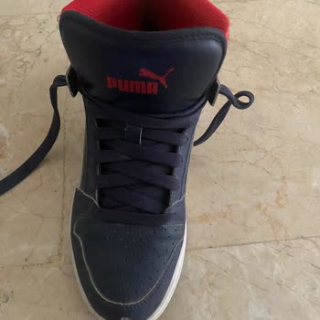 Kısa Sürede Yırtılan Ayakkabı İçin Amazon Ve Puma Arasında Çözüm Bulunamıyor