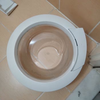 Servis Kapağı Kırdı Ücret Aldı Çözüm Sunmadı Mağduriyetim Devam Ediyor