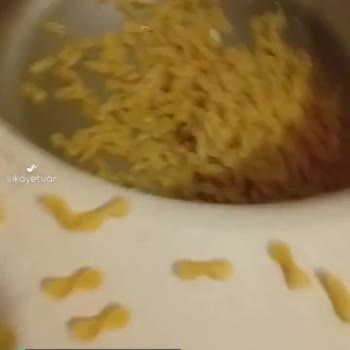Bendo Siyah Böcekli Fiyonk Makarna