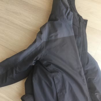 Kısa Sürede Renk Atan Mont İçin İade Veya Değişim Talebi