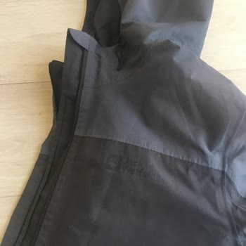 Kısa Sürede Renk Atan Mont İçin İade Veya Değişim Talebi