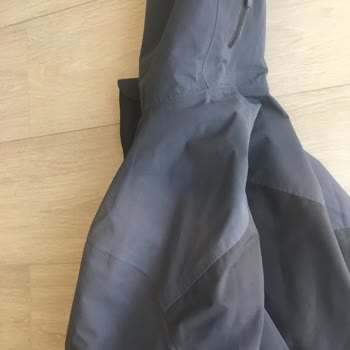 Kısa Sürede Renk Atan Mont İçin İade Veya Değişim Talebi