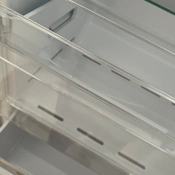 Sıfır Alınan Derin Dondurucunun Kırık Çekmecesi 2 Aydır Değiştirilmiyor