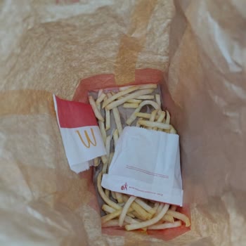 Eksik Ve Hijyenik Olmayan Sipariş, Yetersiz Destek: Migros Yemek Ve McDonald's'ta Yaşanan Mağduriyet