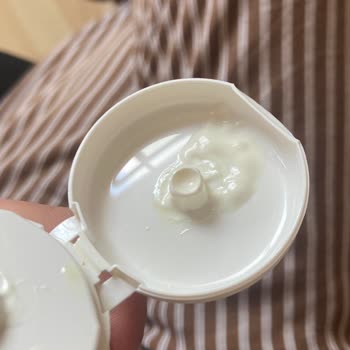 Bozuk Güneş Kremi İçin Eczane Sorumluluk Almadı, Mağduriyetim Giderilmiyor