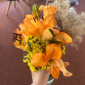 Yanlış Ve Geç Teslim Edilen Çiçek, Ücret İadesi Bekliyorum