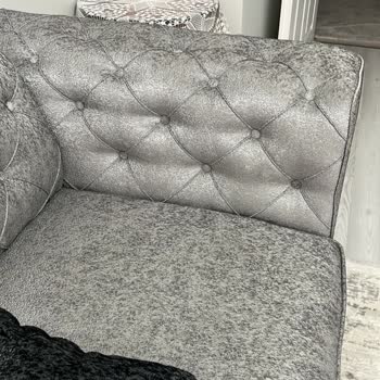 Koltuk Takımında Eksik Düğmeler Aylardır Tamamlanmadı İletişim Sağlanamıyor