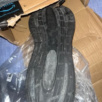 Kullanılmış Ve Yırtık Ayakkabı Gönderimi Sonrası Maddi Kayıp Ve Mağduriyet