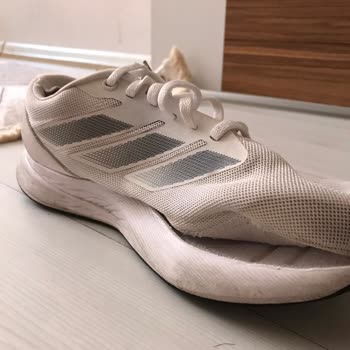 Garanti Kapsamındaki Adidas Ayakkabıda Kısa Sürede Açılma Ve Astar Sorunu
