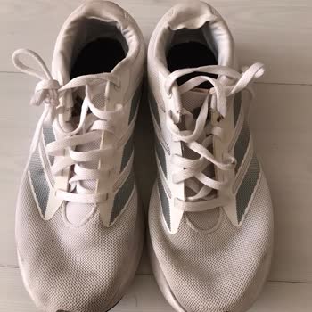 Garanti Kapsamındaki Adidas Ayakkabıda Kısa Sürede Açılma Ve Astar Sorunu