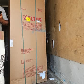 Hasarlı Ürün İadesi Sürecinde Tekrar Teslimat Sorunu Ve Para İadesi Talebi