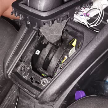 Renault Garanti Kapsamında Vites Arızası Ve Servis İlgisizliği