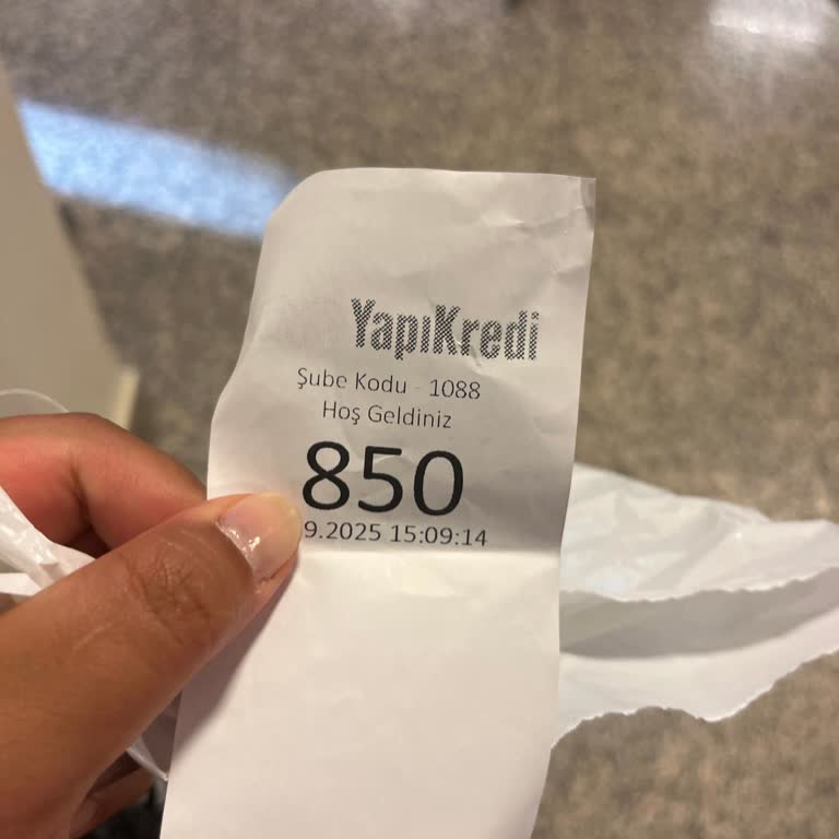 Yeni Müşteri Olarak Saatlerce Bekletildim, Öncelik Mevcut Müşterilere Veriliyor