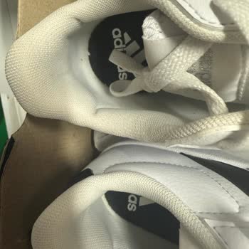 Kullanılmış Ayakkabı Gönderimi Ve Yetersiz Müşteri Hizmeti