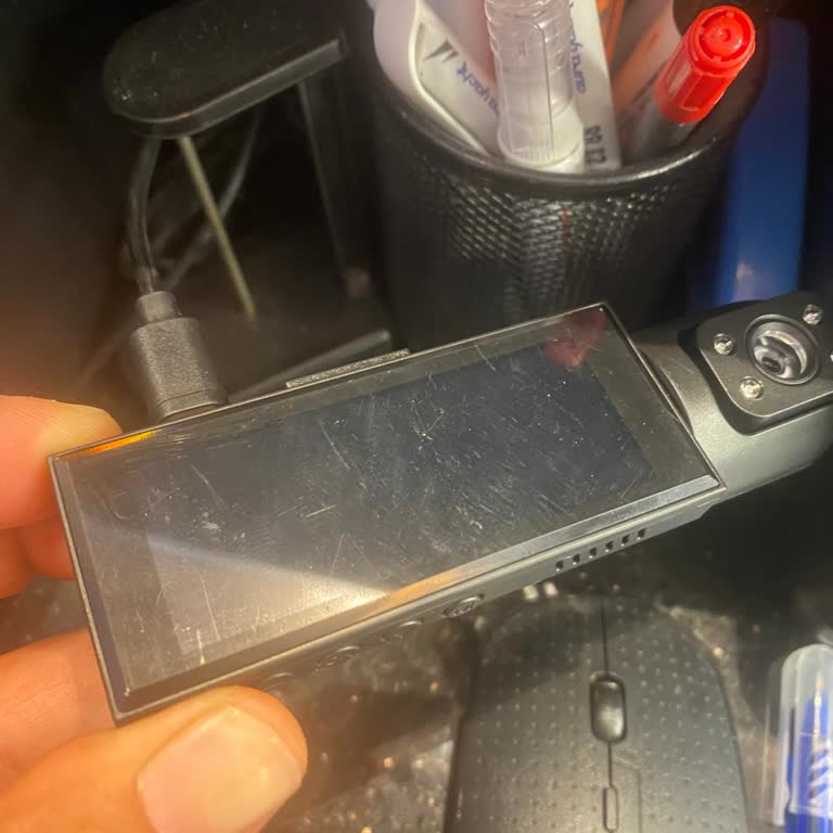 Rexing Aldığım Araç Kamerası Eksik Ve Çizik Çıktı