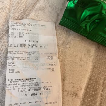 Son Kullanma Tarihi Geçmiş Ürün Satışı Ve İade Talebi Mağazada Mağduriyet Yarattı