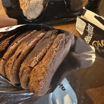 Milango Şok Marketten Aldığım Çikolata Bozuk Çıktı