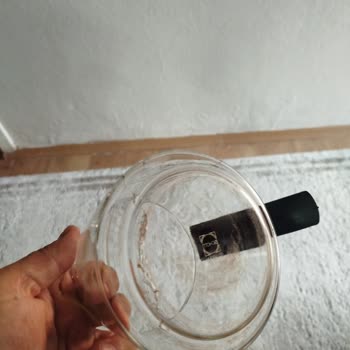 King Küçük Ev Aletleri Garanti Kapsamında Cam Parçası Çatlayan Çaycı İçin Çözüm Bekliyorum