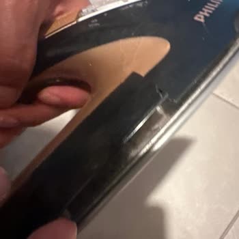 Servis Hem Fiyatı Artırdı Hem Ütüyü Hasarlı Teslim Etti