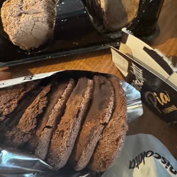 Biscolata Aldığım Çikolatalar Bozuk Çıktı, Hayal Kırıklığına Uğradım