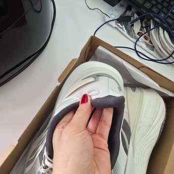 Puma Mağazasından Alınan Ayakkabıda Topuk Açılması Ve Değişim Talebinin Reddi