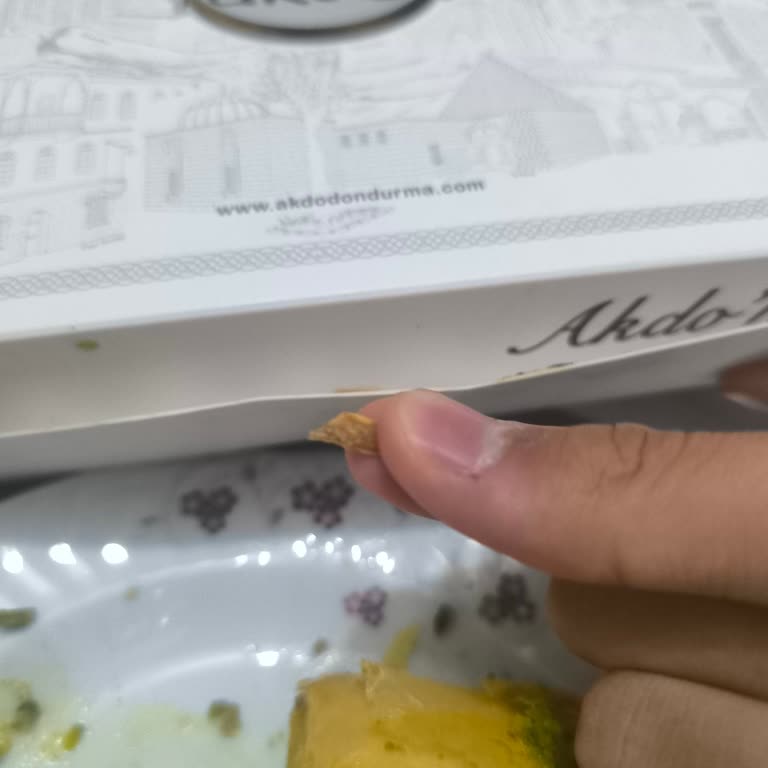 Baklavadan Çıkan Fıstık Kabuğu Sağlığımı Tehdit Etti