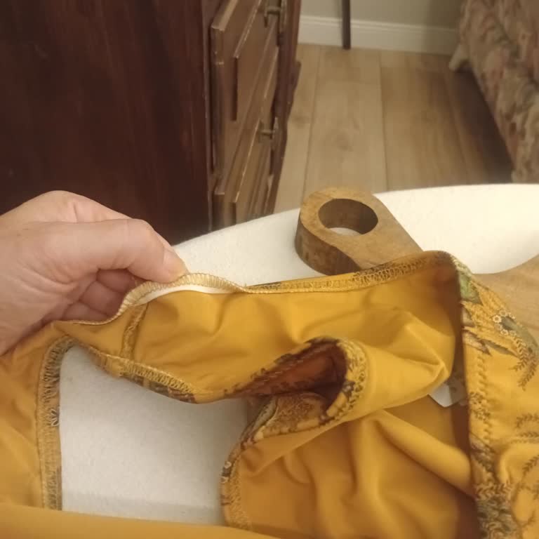 Kısa Sürede Sökülen Bikini İçin Para İadesi Ve Çözüm Talebi