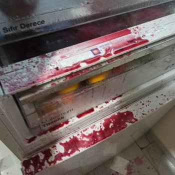 Tarım Kredi Kooperatif Market Nar Suyu Patladı, Evim Ve Gıdalarım Zarar Gördü!